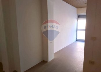 Stanza vuota - Magazzino Via Bruno Buozzi
 
34, Falconara Marittima - foto 5