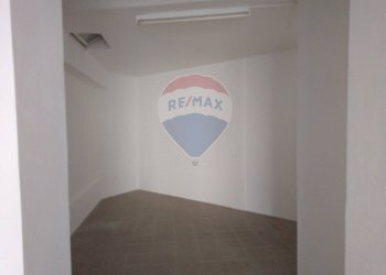 Stanza vuota - Magazzino Via Bruno Buozzi
 
34, Falconara Marittima - foto 7