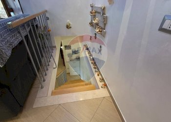 scala - Attico Via Pasquale Soccio
 
1, Vieste - foto 12