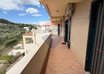 ampia veranda - Attico Via Pasquale Soccio
 
1, Vieste - foto 26