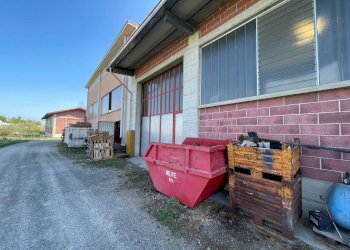 esterno - Capannone Via Torino
 
12, Mondovì - foto 2