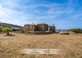 Foto 1 - Independent house Via Lago
 
1, Pantelleria - photo 1