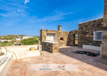 Foto 14 - Independent house Via Lago
 
1, Pantelleria - photo 14
