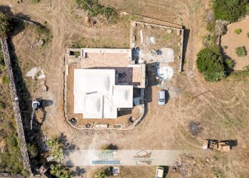 Foto 42 - Independent house Via Lago
 
1, Pantelleria - photo 42