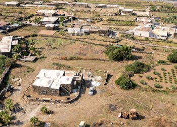 Foto 46 - Independent house Via Lago
 
1, Pantelleria - photo 46