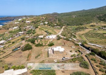 Foto 53 - Independent house Via Lago
 
1, Pantelleria - photo 53