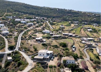 Foto 63 - Independent house Via Lago
 
1, Pantelleria - photo 63