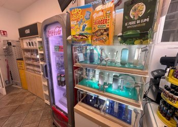 Dispensa di stoccaggio - Attività Commerciale Corso Ruggero
 
31, Cefalù - foto 11