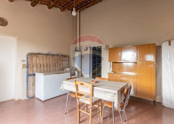 Sala da pranzo - Casa indipendente Contrada Piano Mondello
 
4 A, Chiaramonte Gulfi - foto 6