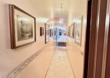 Hall / corridoio - Appartamento Via Gaetano Filangeri
 
34, Palermo - foto 9