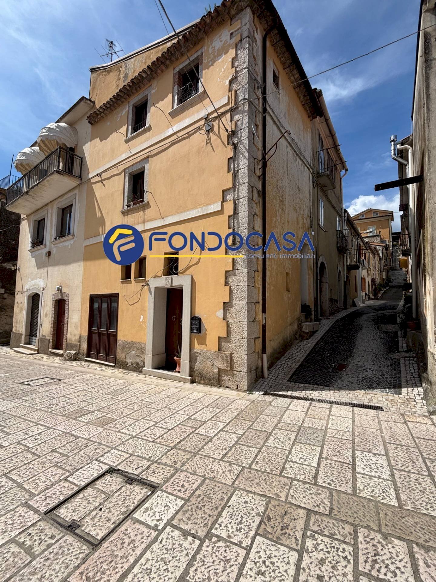 Foto 1 - Casa semi indipendente via roma
 
10, Casalduni - foto 1