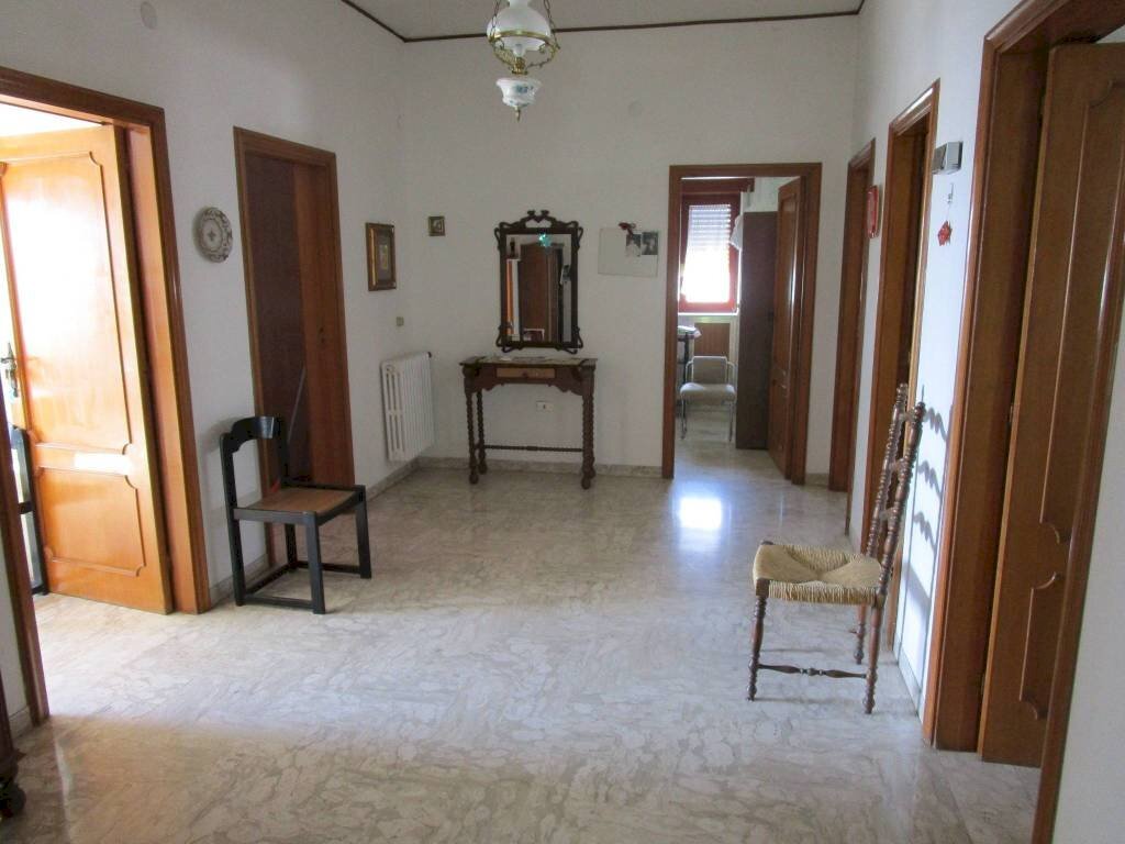 Ingresso - Four-room apartment via delle Sorgenti, Statte - photo 2