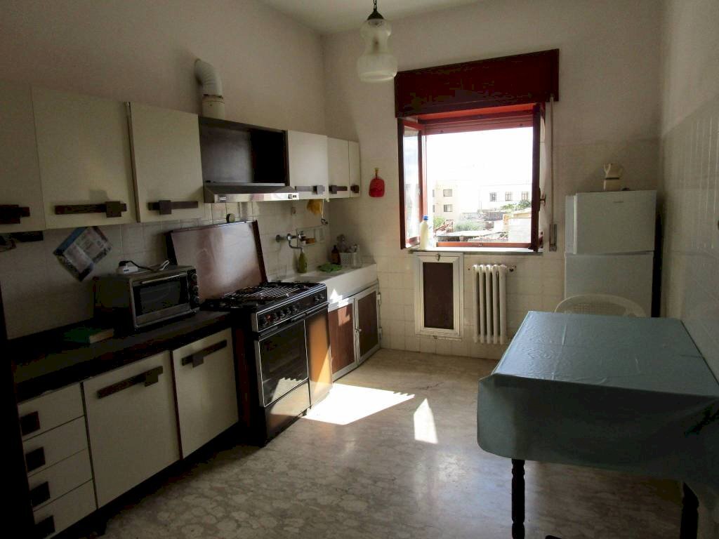 Cucina - Four-room apartment via delle Sorgenti, Statte - photo 3