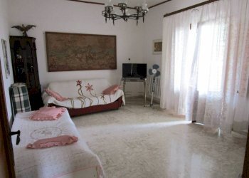 Salone - Quadrilocale via delle Sorgenti, Statte - foto 4