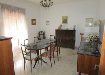 Sala da pranzo - Quadrilocale via delle Sorgenti, Statte - foto 8