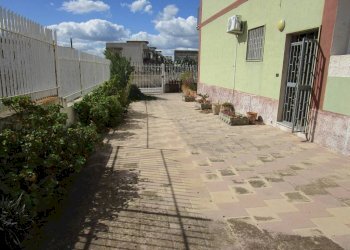 Cortile interno - Quadrilocale via delle Sorgenti, Statte - foto 13