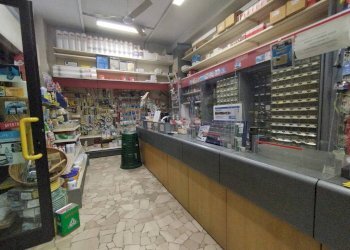 Interno non residenziale - Colorificio - Ferramenta - Elettricità via Achille Ratti, Rho - foto 1