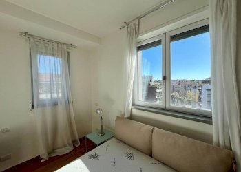 Camera da letto - Three-room apartment via Trezzo d'Adda, 9, Milano - photo 21