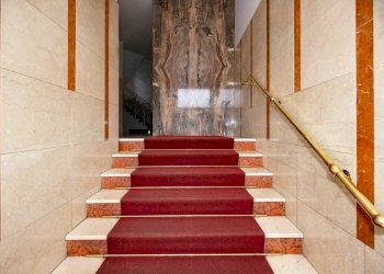 Interno palazzo - Three-room apartment via Pietro Cossa, 113B, Torino - photo 39