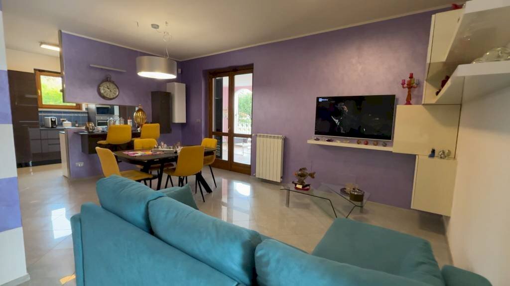Salone - Trilocale via Vittorio Alfieri, 52, San Gillio - foto 1
