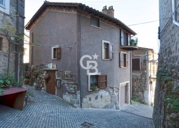 Foto 3 - Casa indipendente Via delle Conce
 
37/39, Carbognano - foto 3