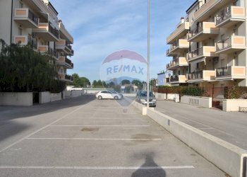 Edificio all\'aperto - Trilocale Vasto - foto 5