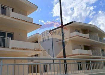 Edificio all\'aperto - Trilocale Vasto - foto 2