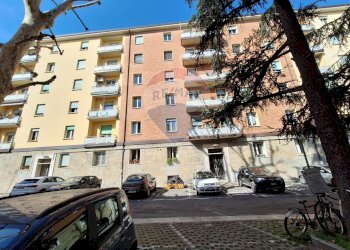 Edificio all\'aperto - Trilocale Via Sant'Isaia
 
6/6, Bologna - foto 21