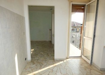 Cucina - Quadrilocale via Cuneo, Alba - foto 4