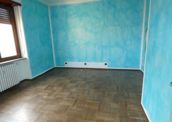 Camera da letto - Quadrilocale via Cuneo, Alba - foto 10