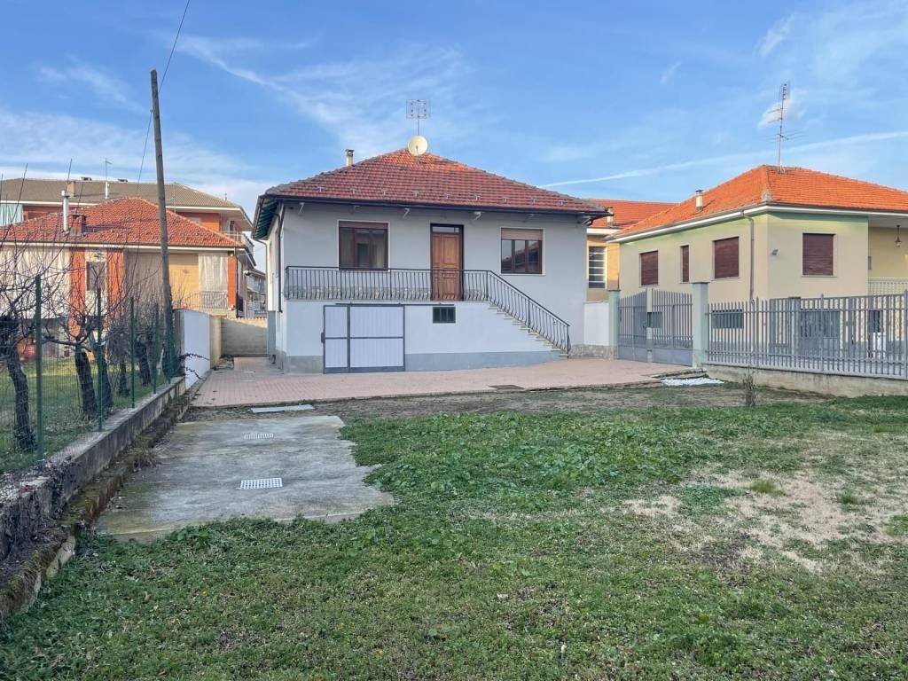 Giardino - Villa via Fornace, 19, Sommariva del Bosco - foto 2