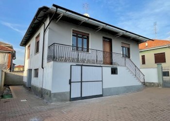 Facciata - Villa via Fornace, 19, Sommariva del Bosco - foto 4