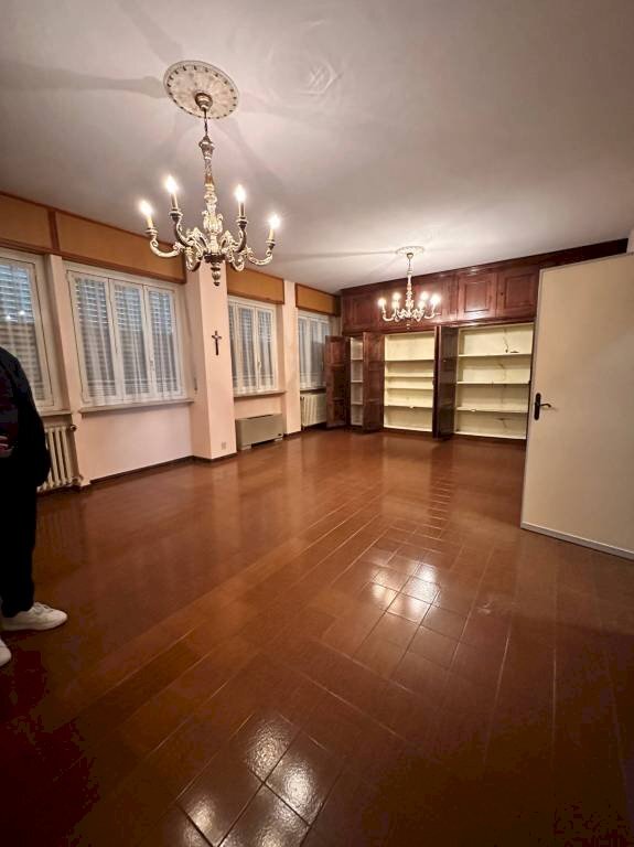 Stable - Palace corso Torino, Asti - photo 1