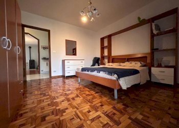 Camera da letto - Quadrilocale via Vecchia di Cuneo, 95, Beinette - foto 11