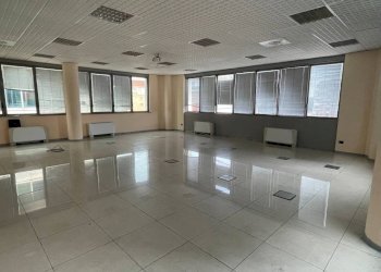 Ufficio - Office strada del Drosso, 33, Torino (neighborhood Mirafiori Sud) - photo 4