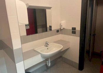 Bagno - Office strada del Drosso, 33, Torino (neighborhood Mirafiori Sud) - photo 8