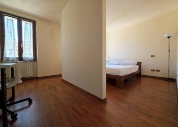 Camera da letto - Quadrilocale strada Nino Bixio, SN, Parma - foto 3