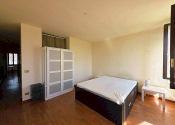 Camera da letto - Quadrilocale strada Nino Bixio, SN, Parma - foto 9