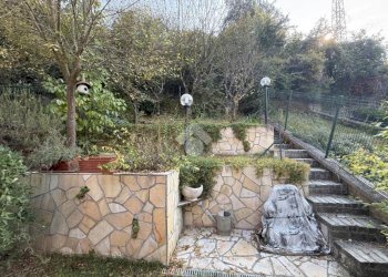 Villa a Schiera via Vallerana, Acqui Terme - foto 17