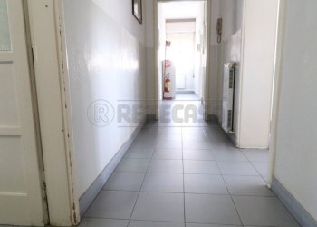 9_Corridoio.jpg - Ufficio Via Libertà 1, Bondeno - foto 2