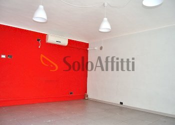 AREA VENDITA 2 - Locale Commerciale VIA LEINI 13, Settimo Torinese - foto 2