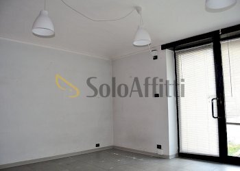 AREA VENDITA 3 - Locale Commerciale VIA LEINI 13, Settimo Torinese - foto 3