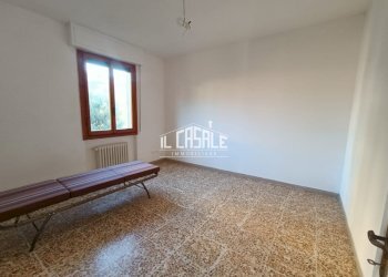 14dicomanoviamazzini.jpg - Quadrilocale Dicomano - foto 13