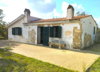 vista esterna a.jpg - Villa Via Passo del Lupo 4, Matino - foto 2