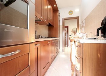 cucina - Trilocale Via Guglielmo Marconi, Pogliano Milanese - foto 5