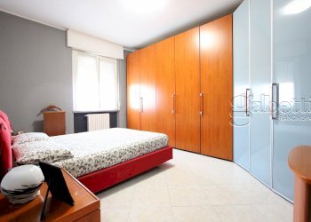 camera - Trilocale Via Guglielmo Marconi, Pogliano Milanese - foto 13