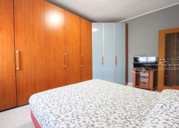 camera - Trilocale Via Guglielmo Marconi, Pogliano Milanese - foto 14