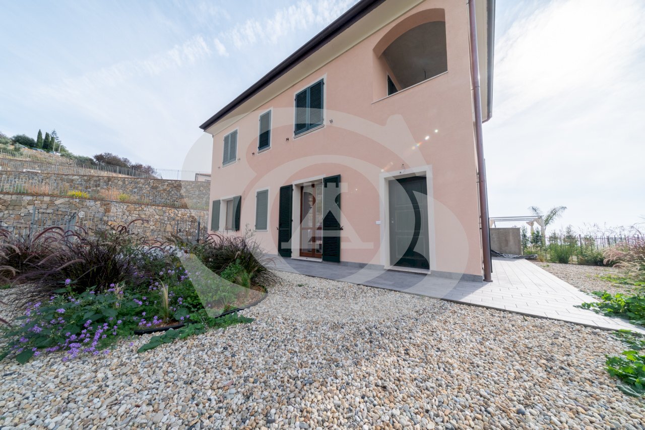 foto-3.jpg - Quadrilocale Via degli Anemoni s.n.c., Ospedaletti - foto 2