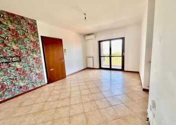 3.jpeg - Trilocale Via Monte Porcello 10, Sant'Angelo Romano - foto 3