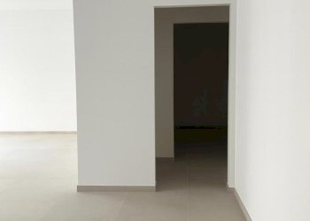 WhatsApp Image 2025-10-14 at 10.55.57 (2).jpeg - Trilocale Via Antonio Costanzo Casetti 2, Lecce - foto 12